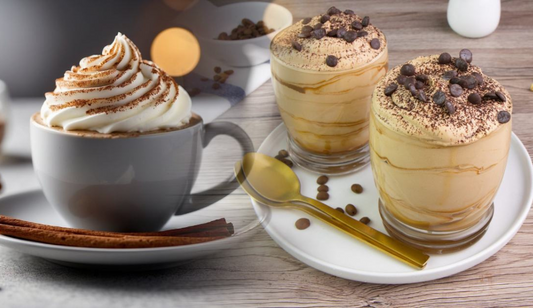 La Chantilly (crème fouettée) a été inventée en France, alors pourquoi le café + la crème fouettée sont-ils appelés "Vienne" ?